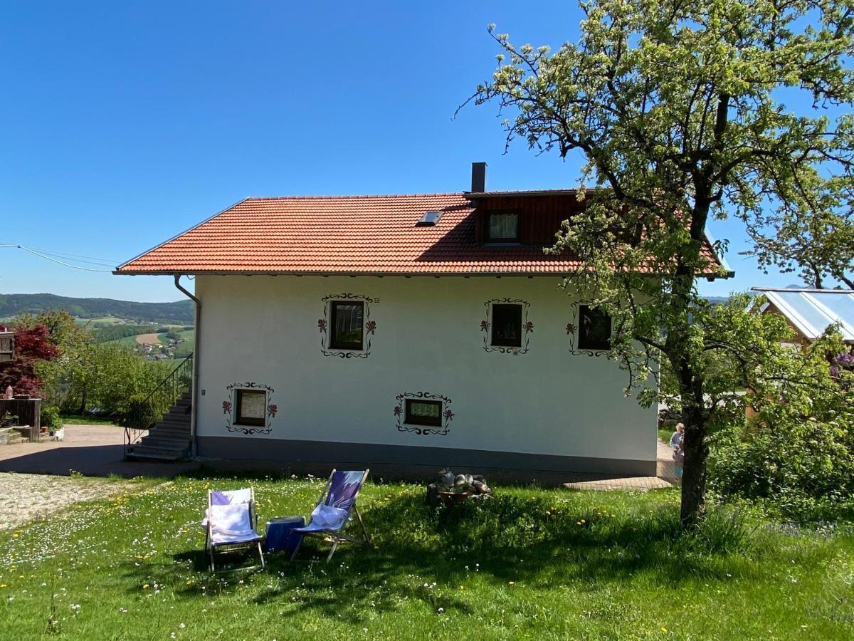 Ferienhaus Am Kagerstein Guest House Neukirchen beim Heiligen Blut Exterior foto